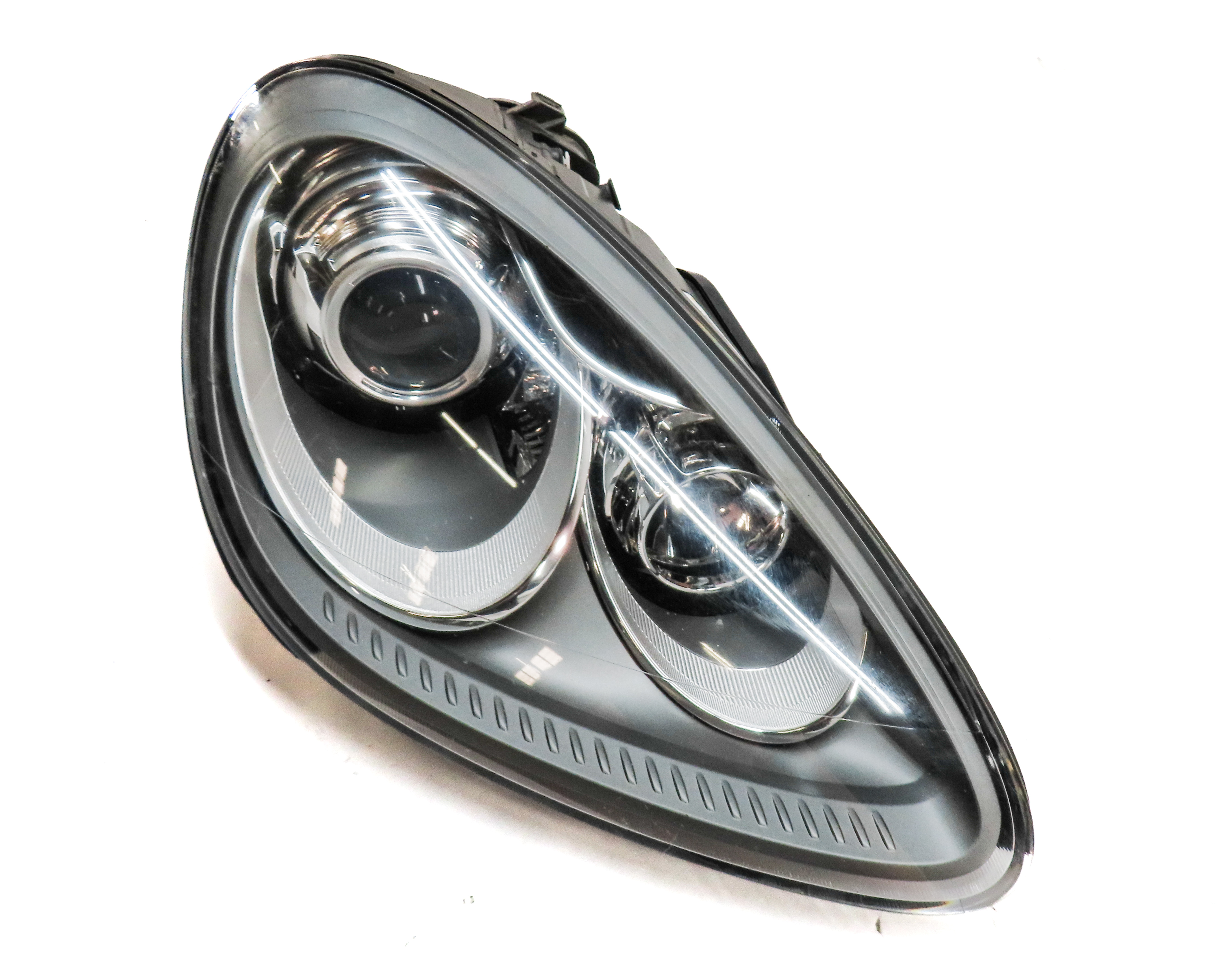 11-14 PORSCHE CAYENNE (958) RIGHT FRONT PASSENGER HID XENON HEADLIGHT LIGHT LAMP — exact item pictured